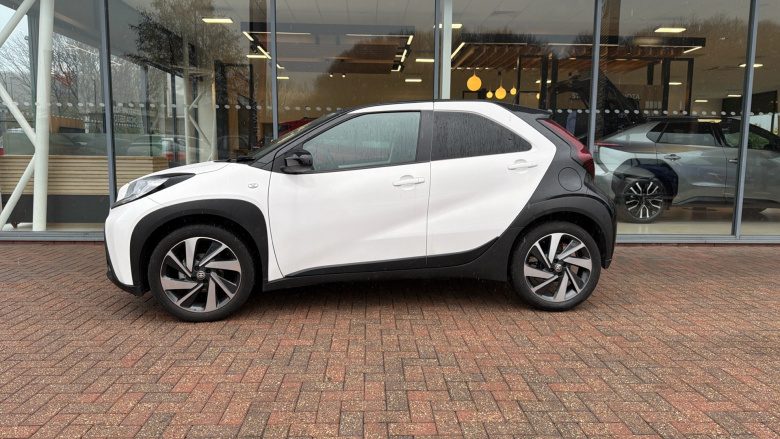 Toyota Aygo X 1.0 VVT-i Edge 5dr Petrol Hatchback